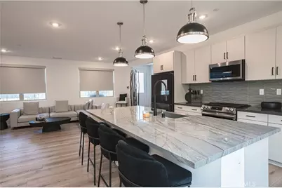15874 Caterpillar Drive, Fontana, CA 92336 - Photo 13