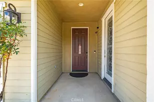 25418 Singleleaf St, Corona, CA 92883 - Photo 5