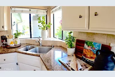 6 Skyline, Phillips Ranch, CA 91766 - Photo 23