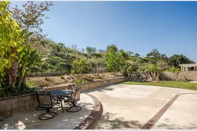 1571 Sapphire, Diamond Bar, CA 91765 - Photo 45