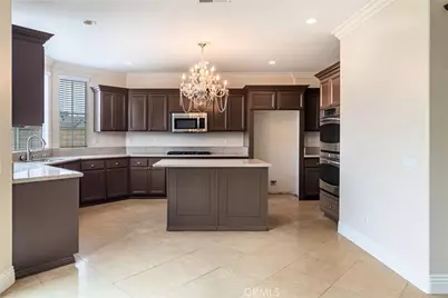 2272 Mary Clare Street, Corona, CA 92882 - Photo 11