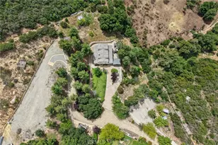 41225 Hacienda Dr, Murrieta, CA 92562 - Photo 39
