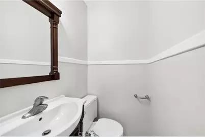 10531 Dolan, Downey, CA 90241 - Photo 19