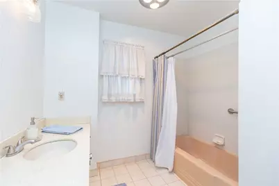 24020 Prospect Valley Drive, Diamond Bar, CA 91765 - Photo 17