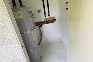 8777 Coral Springs Ct, Huntington Beach, CA 92646 - Photo 9