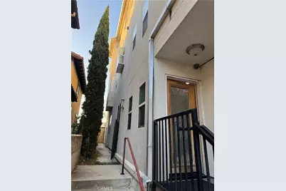 408 Avenida Santa Barbara #B, San Clemente, CA 92672 - Photo 3