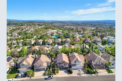 28572 Brookhill Road, Trabuco Canyon, CA 92679 - Photo 13