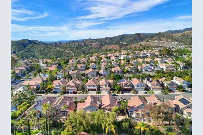 28572 Brookhill Road, Trabuco Canyon, CA 92679 - Photo 11