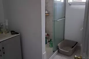 626 W Century, Los Angeles, CA 90044 - Photo 21