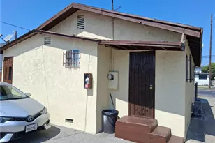 626 W Century, Los Angeles, CA 90044 - Photo 29