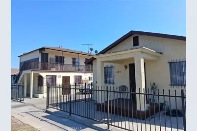 626 W Century, Los Angeles, CA 90044 - Photo 1