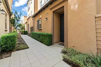 822 Mandarin, Upland, CA 91786 - Photo 1