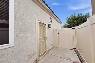 22810 Mountain Ash Cir, Corona, CA 92883 - Photo 45