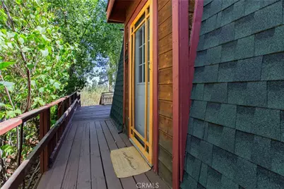 2068 Slippery Elm, Wrightwood, CA 92397 - Photo 13