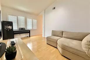 7402 Yellowtail Dr  Dr, Huntington Beach, CA 92648 - Photo 15