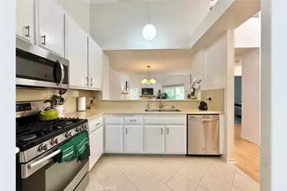 7402 Yellowtail Drive #204 Drive #204, Huntington Beach, CA 92648 - Photo 9