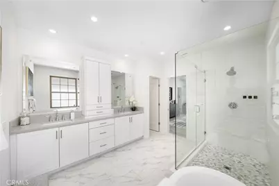 114 Bouquet, Irvine, CA 92618 - Photo 33