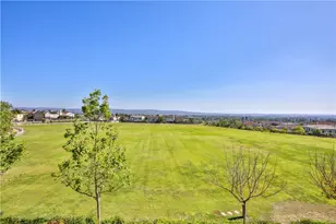 18658 Clubhouse Dr, Yorba Linda, CA 92886 - Photo 15