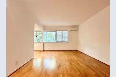 239 S Barrington Avenue #F8, Los Angeles, CA 90049 - Photo 1