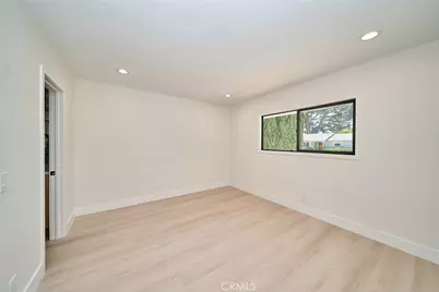 18321 Kinzie St, Northridge, CA 91325 - Photo 31