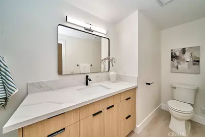 18321 Kinzie St, Northridge, CA 91325 - Photo 35