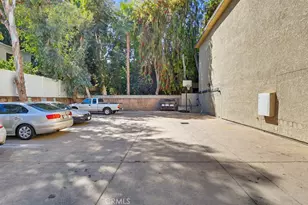 19018 Sherman Way, Reseda, CA 91335 - Photo 65