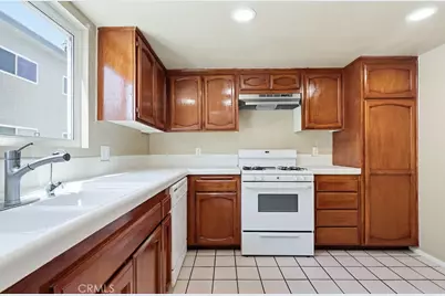 19018 Sherman Way #110, Reseda, CA 91335 - Photo 19