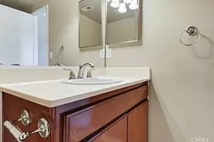 19018 Sherman Way, Reseda, CA 91335 - Photo 37