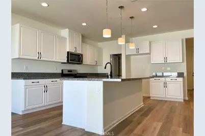 36288 Firelight Circle, Wildomar, CA 92595 - Photo 9