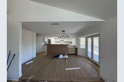 29300 Mammoth Place, Canyon Lake, CA 92587 - Photo 9