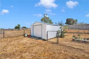 15413 Don Roberto, Victorville, CA 92394 - Photo 29