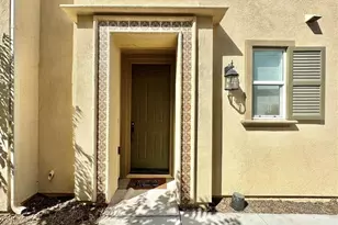 4824 S Apricot Way, Ontario, CA 91762 - Photo 5