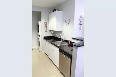 1801 E Katella #2014, Anaheim, CA 92805 - Photo 11