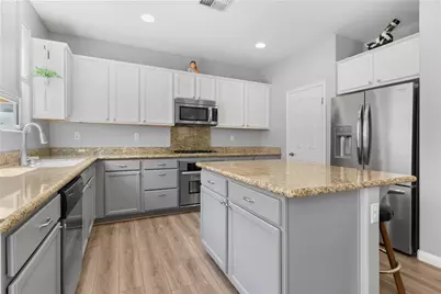 1820 Delacorte, Bakersfield, CA 93311 - Photo 9