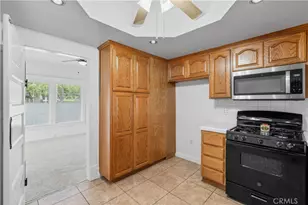 344 W 8th St, Claremont, CA 91711 - Photo 17