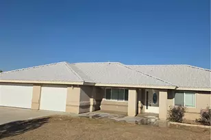 10141 Rochester, Phelan, CA 92371 - Photo 3