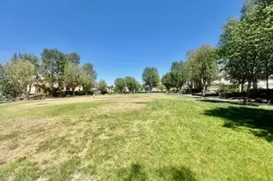 4861 Brookstone Ct, Riverside, CA 92505 - Photo 5