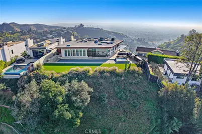 8220 Mannix Drive, Los Angeles, CA 90046 - Photo 23