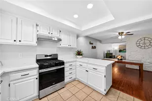 9914 Tweedy Ln, Downey, CA 90240 - Photo 13