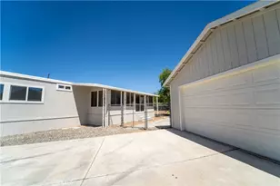 16447 Wimbleton Ct, Victorville, CA 92395 - Photo 47