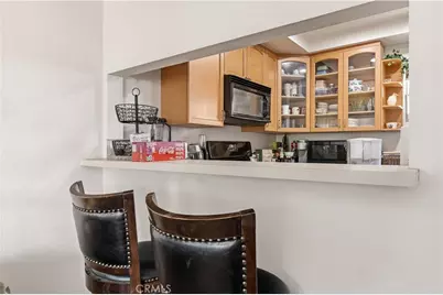 1758 E 2nd Street #204, Long Beach, CA 90802 - Photo 9