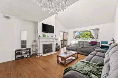 1758 E 2nd Street #204, Long Beach, CA 90802 - Photo 5
