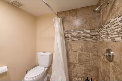 31616 Panorama, Running Springs, CA 92382 - Photo 11