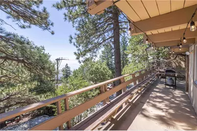31616 Panorama, Running Springs, CA 92382 - Photo 17