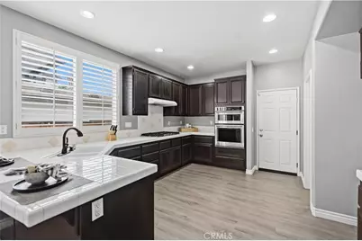 11967 Southwind, Yucaipa, CA 92399 - Photo 17
