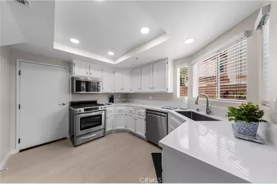 2537 Orange Avenue #D, Costa Mesa, CA 92627 - Photo 7