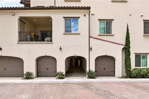 8892 Los Coyotes Ct, Buena Park, CA 90621 - Photo 23