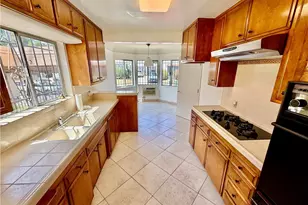 7416 Waring Ave, Los Angeles, CA 90046 - Photo 29