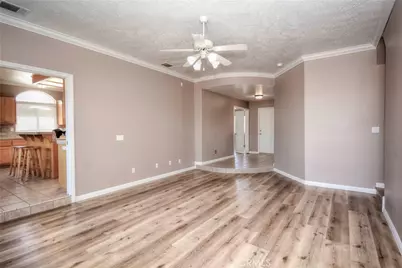 11020 Lantry, Oak Hills, CA 92344 - Photo 17