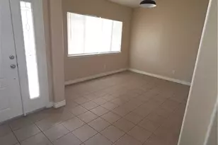 11020 Lantry, Oak Hills, CA 92344 - Photo 15